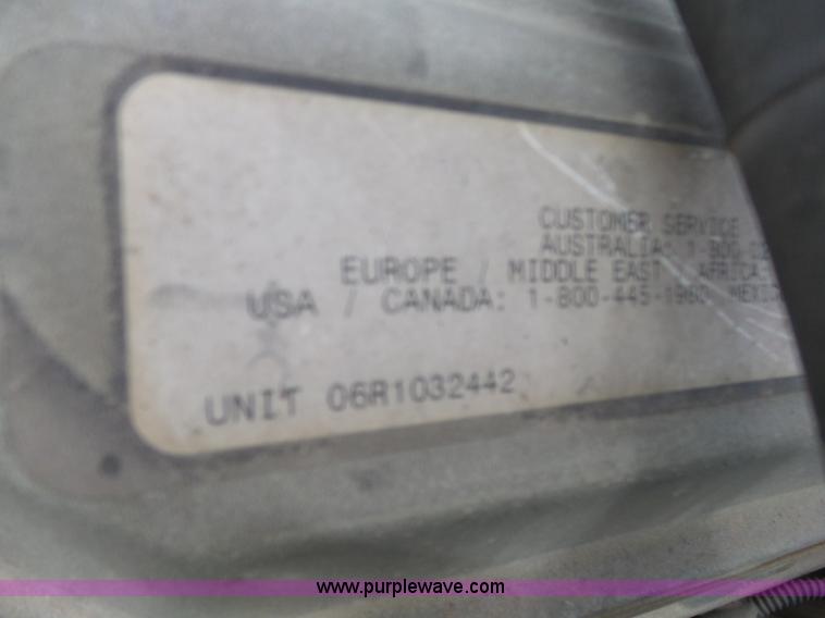 image for item J7516 2011 Freightliner Columbia semi truck