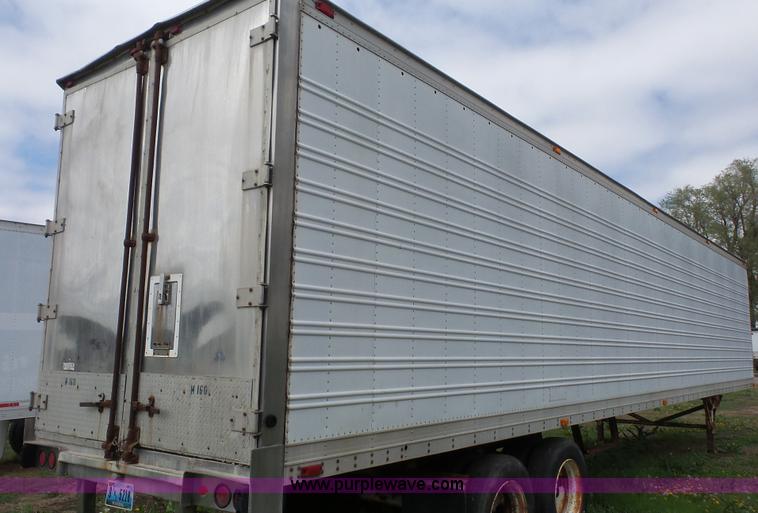 image for item K4567 1987 American A455 dry van trailer