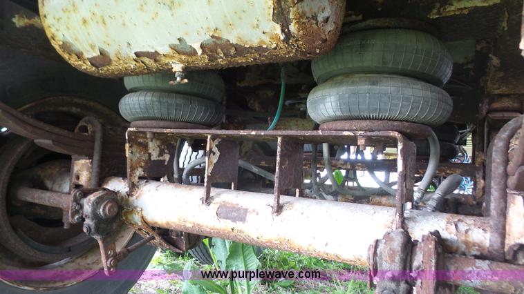 image for item K4567 1987 American A455 dry van trailer