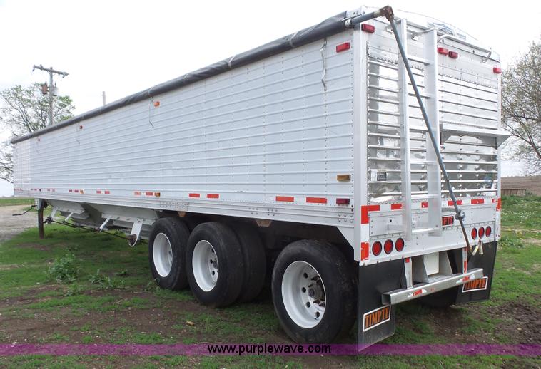 image for item K5198 1999 Timpte Super Hopper double hopper grain trailer