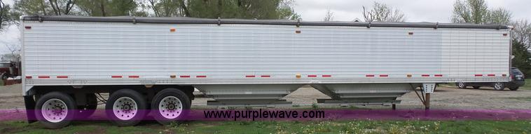 image for item K5198 1999 Timpte Super Hopper double hopper grain trailer