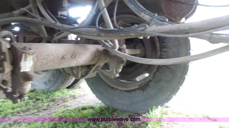 image for item K5198 1999 Timpte Super Hopper double hopper grain trailer