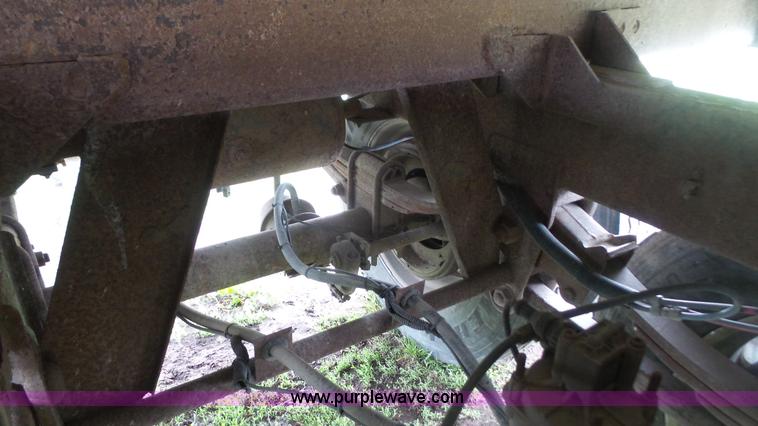 image for item K5198 1999 Timpte Super Hopper double hopper grain trailer