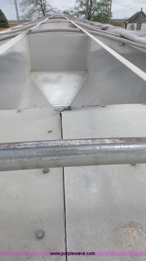 image for item K5198 1999 Timpte Super Hopper double hopper grain trailer