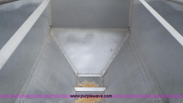 image for item K5198 1999 Timpte Super Hopper double hopper grain trailer