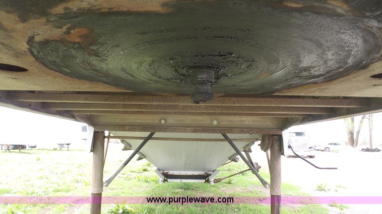 image for item K5198 1999 Timpte Super Hopper double hopper grain trailer