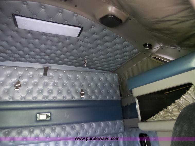 image for item K7944 2007 Kenworth T800 semi truck