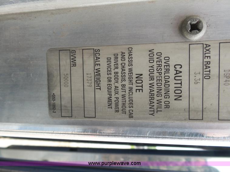 image for item K7944 2007 Kenworth T800 semi truck