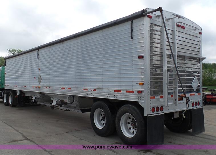 image for item K7961 2002 Timpte double hopper grain trailer