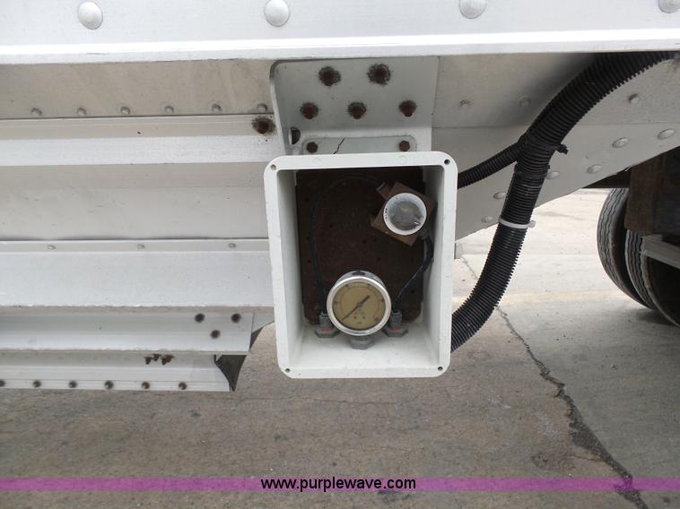 image for item K7961 2002 Timpte double hopper grain trailer