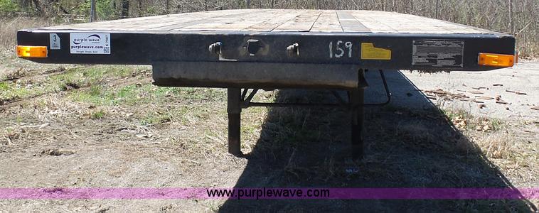 image for item K7987 2011 Transcraft TL-2000 flatbed trailer
