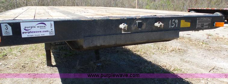 image for item K7987 2011 Transcraft TL-2000 flatbed trailer