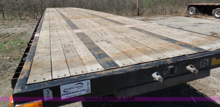 image for item K7987 2011 Transcraft TL-2000 flatbed trailer