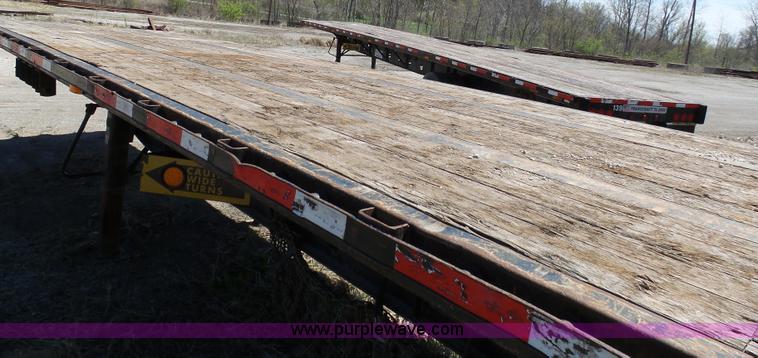 image for item K7987 2011 Transcraft TL-2000 flatbed trailer