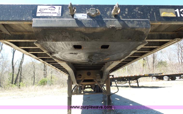 image for item K7988 2007 Transcraft TL-2000 flatbed trailer