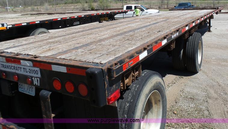 image for item K7989 2005 Transcraft TL-2000 flatbed trailer