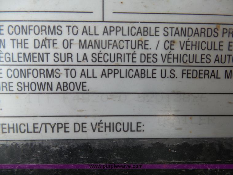 image for item K7989 2005 Transcraft TL-2000 flatbed trailer