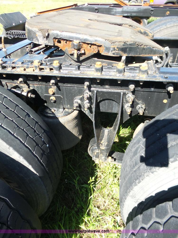 image for item L5801 2010 International ProStar semi truck