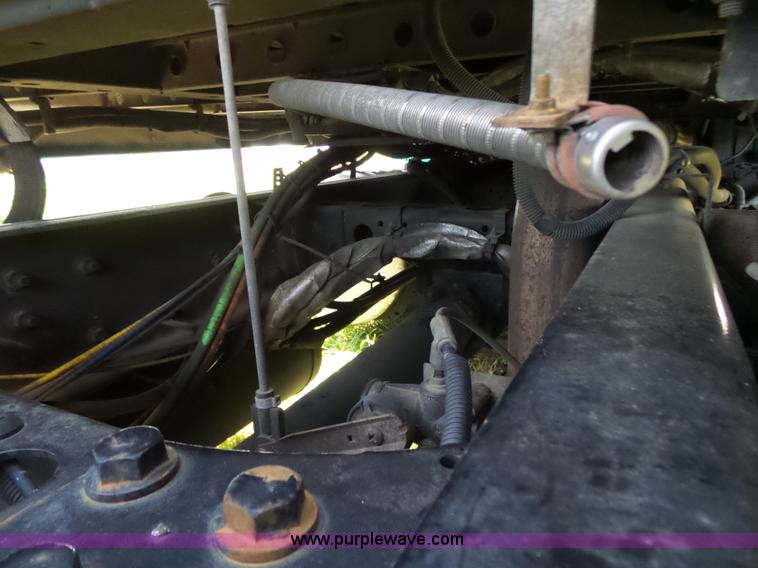 image for item L5801 2010 International ProStar semi truck