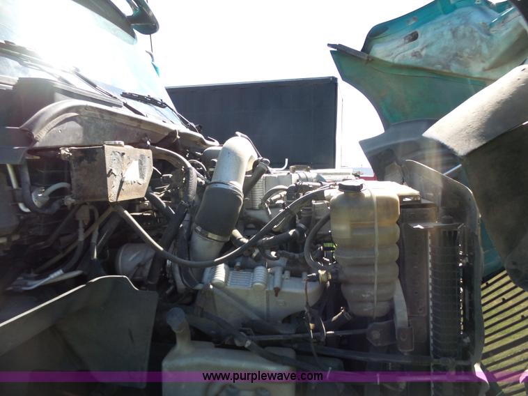 image for item L5801 2010 International ProStar semi truck