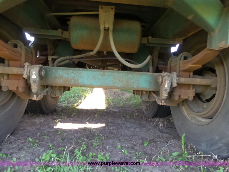 image for item L5803 1990 Fruehauf PBA-F2B-48W soft-side cargo trailer