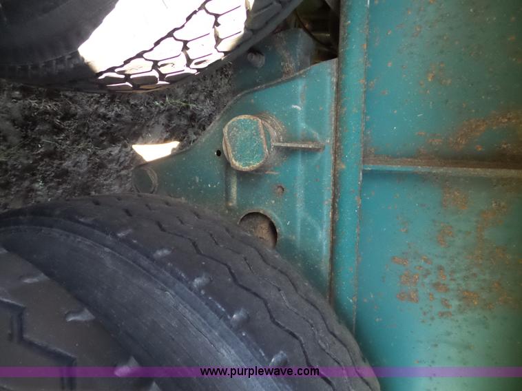 image for item L5803 1990 Fruehauf PBA-F2B-48W soft-side cargo trailer