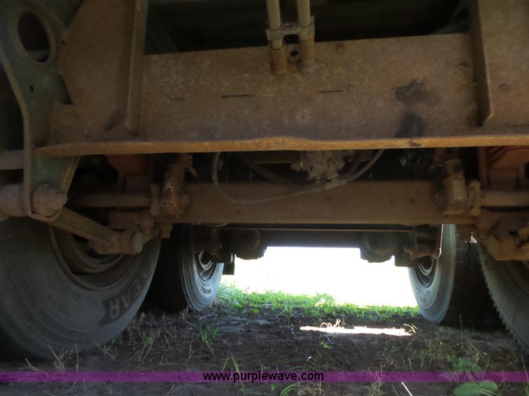 image for item L5803 1990 Fruehauf PBA-F2B-48W soft-side cargo trailer