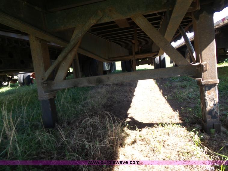 image for item L5803 1990 Fruehauf PBA-F2B-48W soft-side cargo trailer