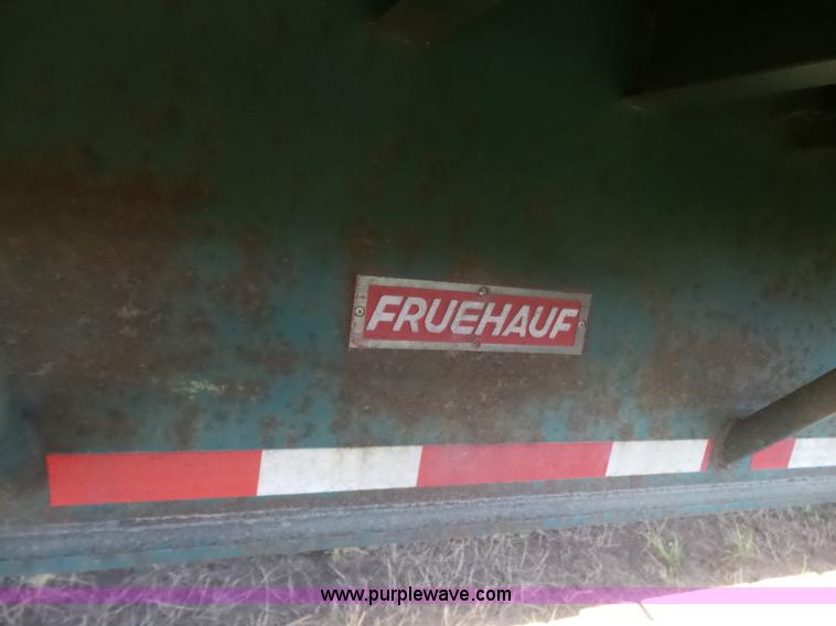 image for item L5803 1990 Fruehauf PBA-F2B-48W soft-side cargo trailer