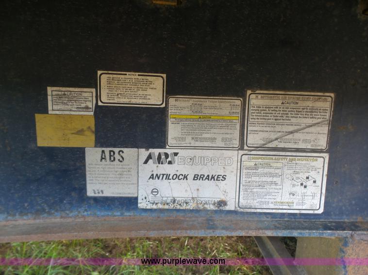 image for item L5804 1999 Utility FS2CHA flatbed trailer