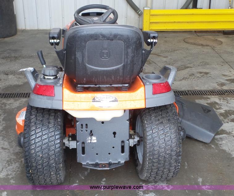 Husqvarna GT52XLS lawn mower in Hudson, WI Item K4645 sold Purple Wave