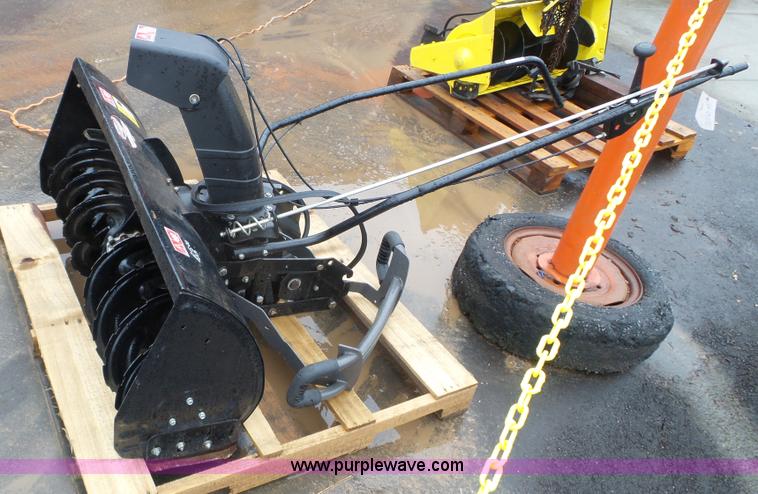 image for item K4645 Husqvarna GT52XLS lawn mower