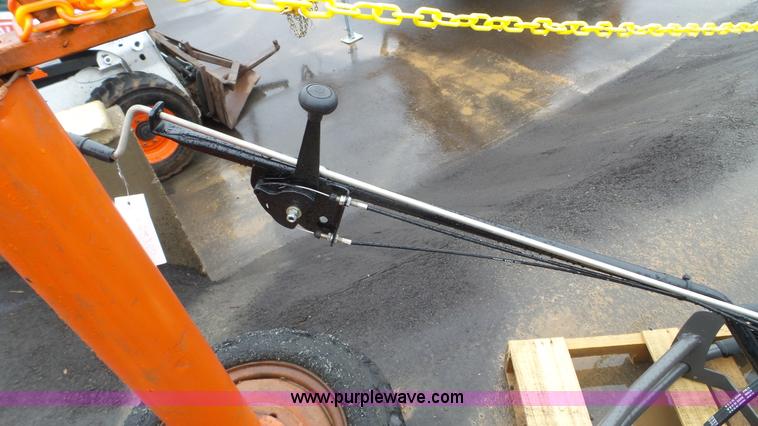 image for item K4645 Husqvarna GT52XLS lawn mower