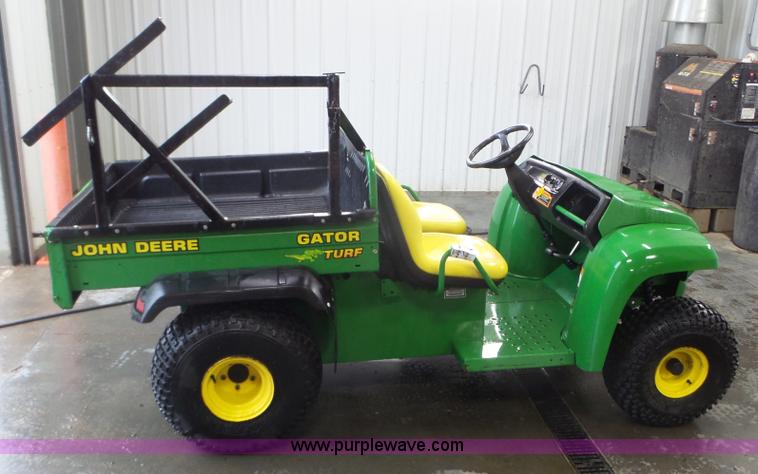 image for item K4646 John Deere Gator Turf utility vehicle