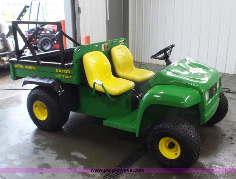 image for item K4646 John Deere Gator Turf utility vehicle