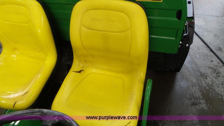 image for item K4646 John Deere Gator Turf utility vehicle