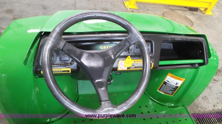 image for item K4646 John Deere Gator Turf utility vehicle