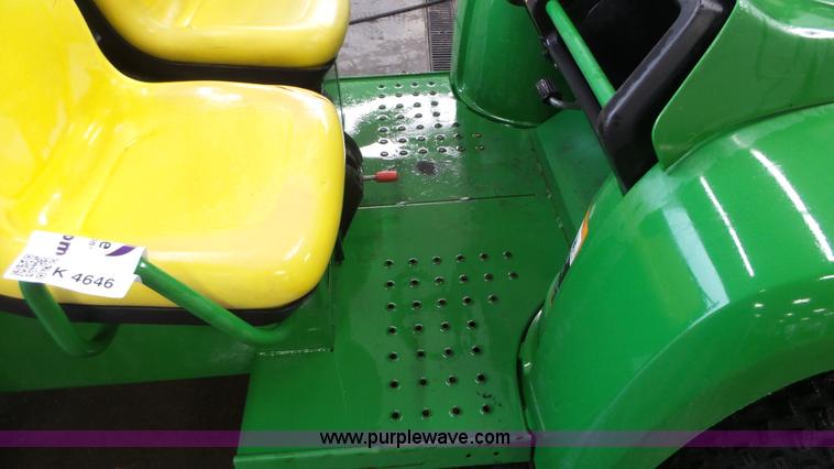 image for item K4646 John Deere Gator Turf utility vehicle