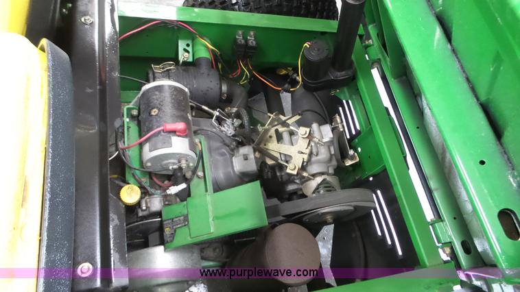 image for item K4646 John Deere Gator Turf utility vehicle