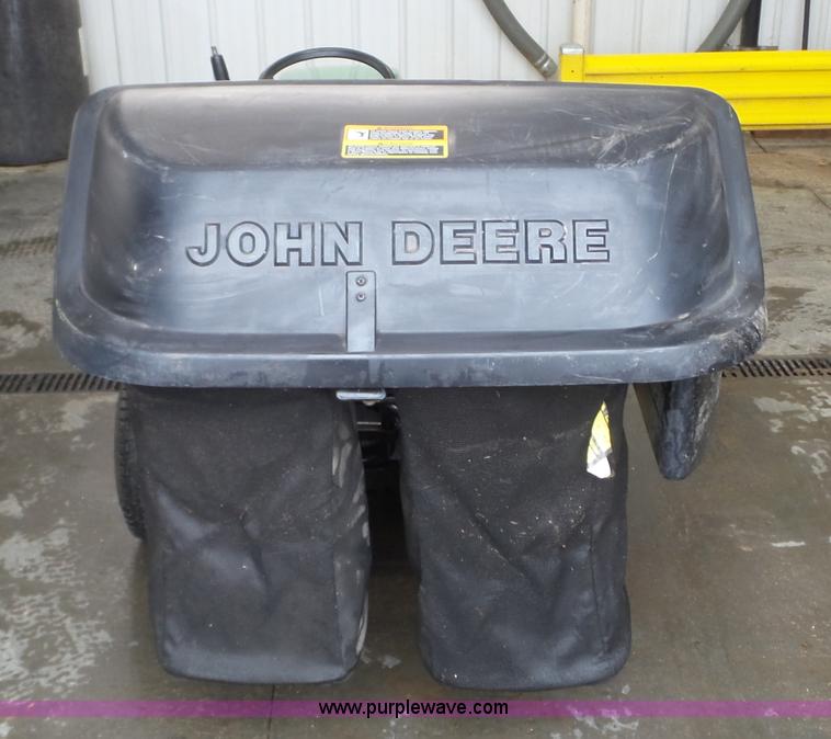 image for item K4648 John Deere 185 Hydro lawn mower