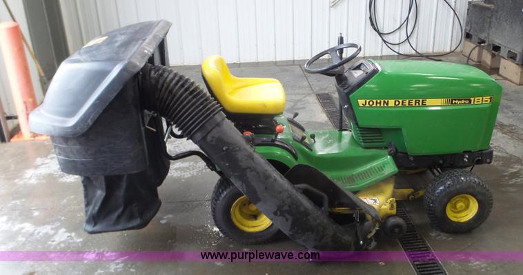 image for item K4648 John Deere 185 Hydro lawn mower