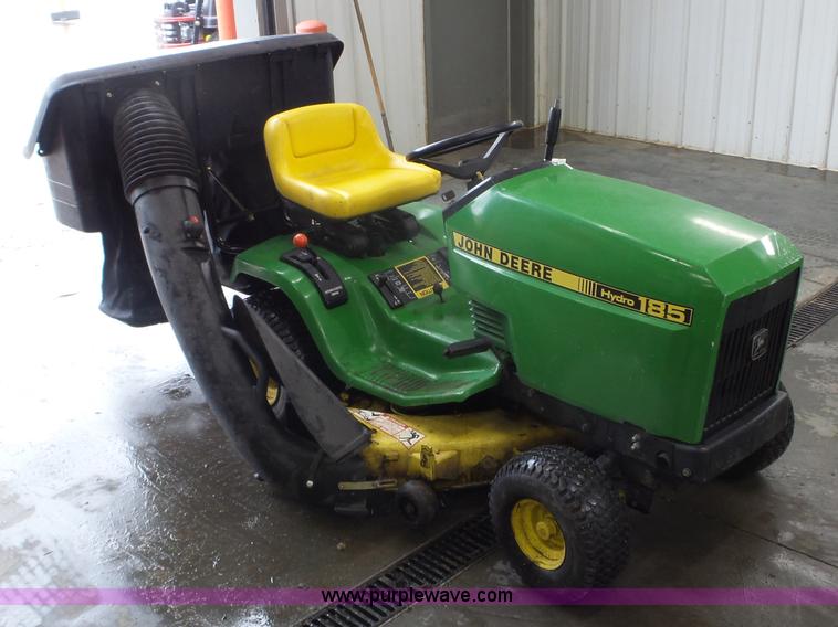 image for item K4648 John Deere 185 Hydro lawn mower