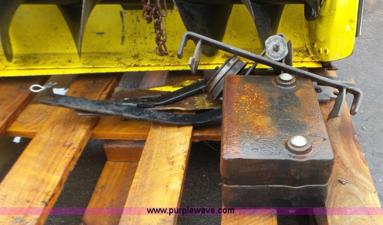 image for item K4648 John Deere 185 Hydro lawn mower