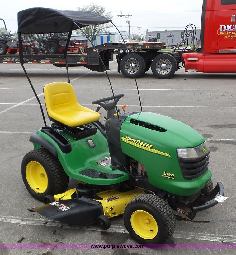 image for item K4659 John Deere L130 lawn mower