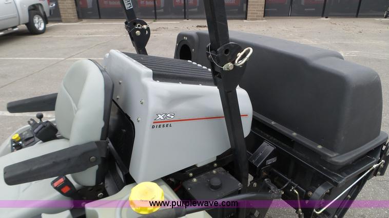 image for item K4670 Exmark Lazer ZXS ZTR lawn mower