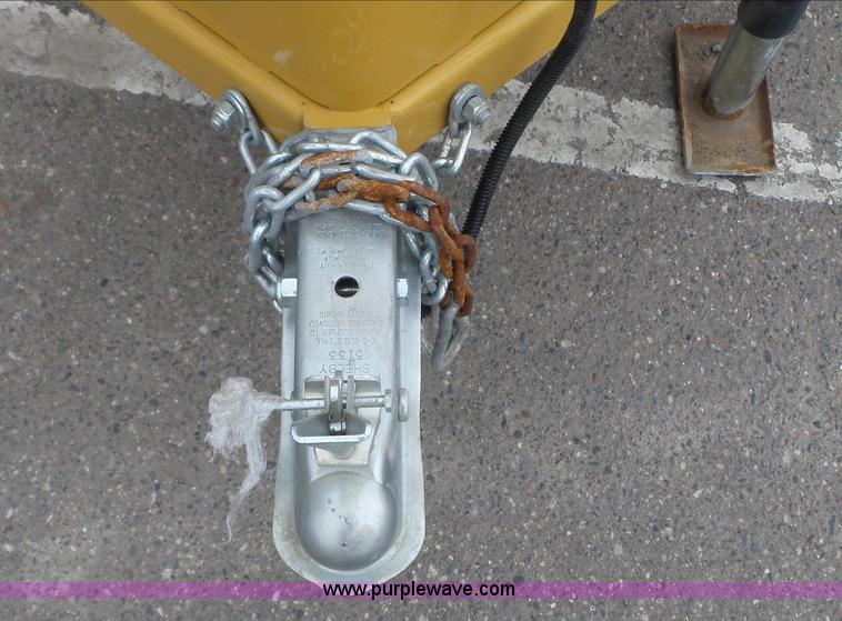 image for item K4672 Wallenstein BXMT4224 wood chipper