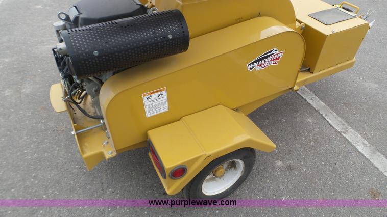 image for item K4672 Wallenstein BXMT4224 wood chipper