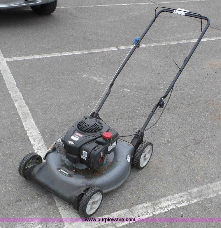 image for item K4673 2013 Craftsman push mower