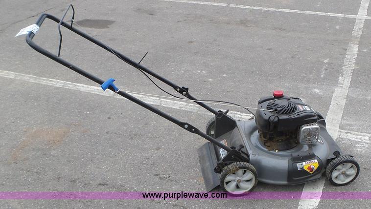 image for item K4673 2013 Craftsman push mower