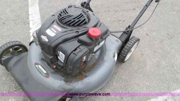 image for item K4673 2013 Craftsman push mower